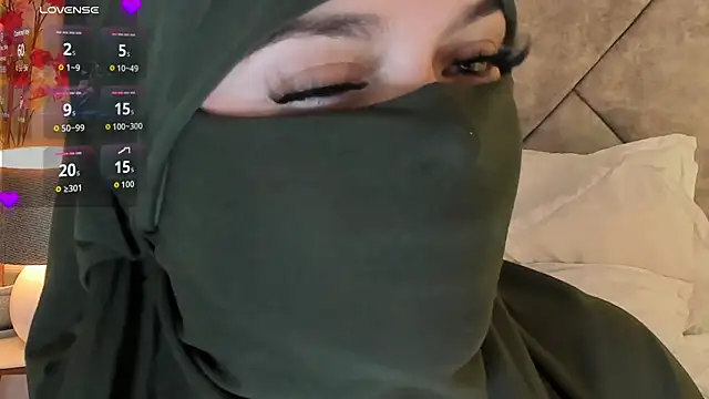 Snapshot of anna-henao chatting on 20, 11, 2025 anna-henao online show from 20, 11, 2025