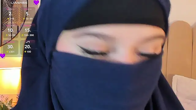 Snapshot of anna-henao chatting on 18, 9, 2025 anna-henao online show from 18, 9, 2025