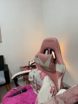 SweetPaige  online show from 15, 2, 2026