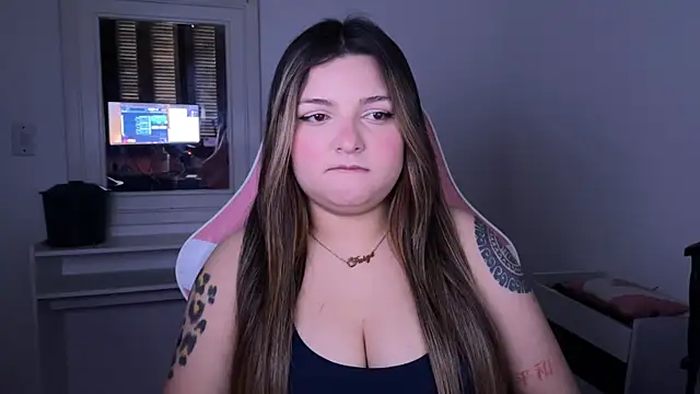 SweetPaige  online show from 10, 9, 2025