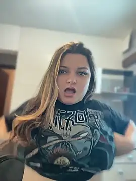 SweetPaige  online show from 11, 4, 2026