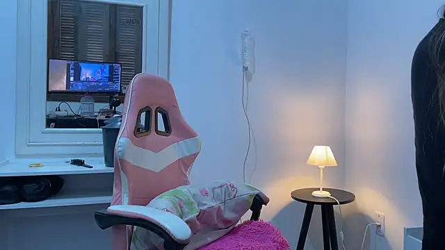 SweetPaige  online show from 14, 9, 2025