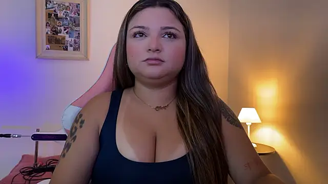 SweetPaige  online show from 19, 1, 2026