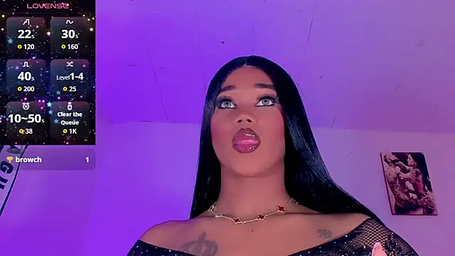 naomy  xx online show from 24, 10, 2025