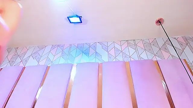 Valerywatson  online show from 31, 1, 2025