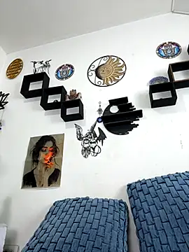 Snapshot of jamilaross chatting on 2, 12, 2025 jamilaross online show from 2, 12, 2025