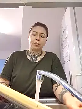 divine eve online show from 2, 4, 2026