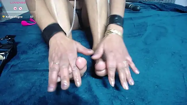 Sexapoly1 online show from 15, 2, 2026