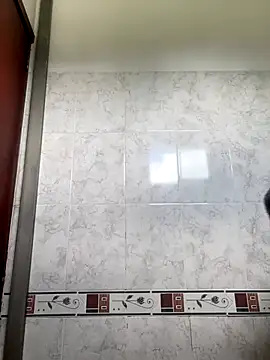 Snapshot of LinnaGardenia chatting on 21, 10, 2025 LinnaGardenia online show from 21, 10, 2025