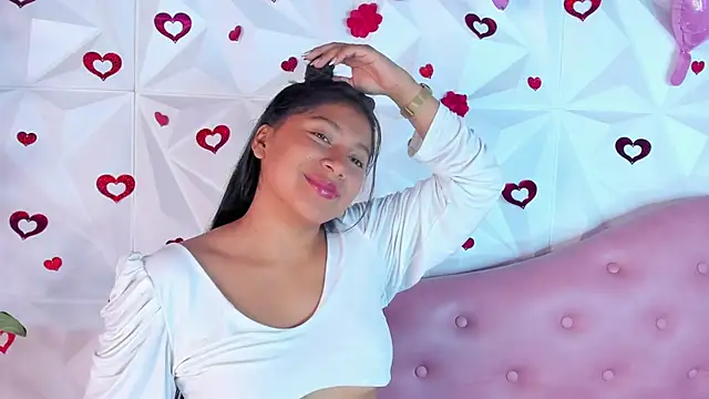 Snapshot of LinnaGardenia chatting on 19, 2, 2025 LinnaGardenia online show from 19, 2, 2025