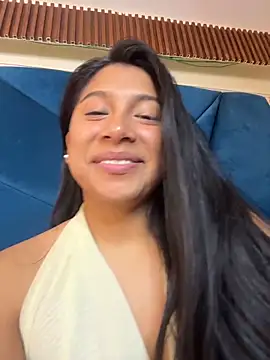 LinnaGardenia online show from 25, 2, 2026