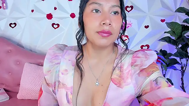 Snapshot of LinnaGardenia chatting on 12, 3, 2025 LinnaGardenia online show from 12, 3, 2025