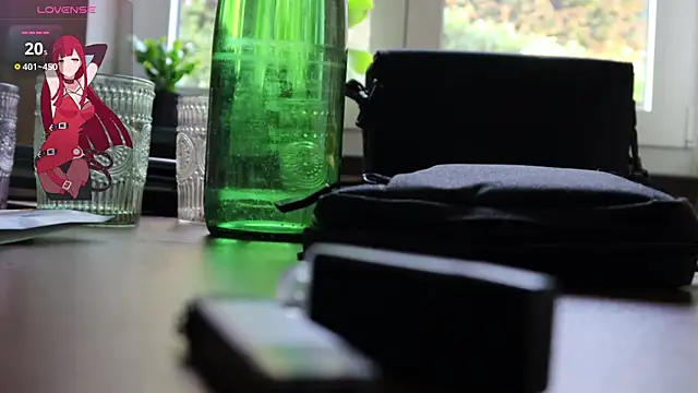 Snapshot of _foxygirl_ chatting on 13, 10, 2025 foxygirl online show from 13, 10, 2025