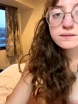 Snapshot of _foxygirl_ chatting on 25, 11, 2025 foxygirl online show from 25, 11, 2025