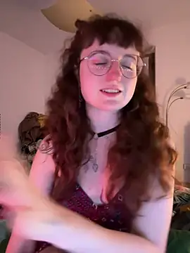 Snapshot of _foxygirl_ chatting on 9, 3, 2025 foxygirl online show from 9, 3, 2025