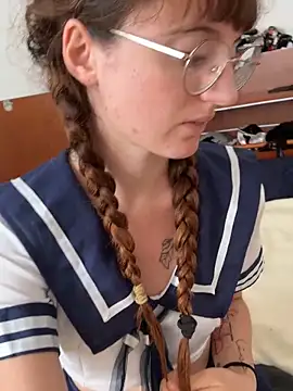 Snapshot of _foxygirl_ chatting on 3, 10, 2025 foxygirl online show from 3, 10, 2025