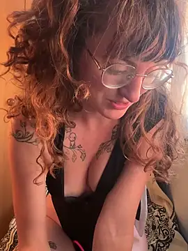 Snapshot of _foxygirl_ chatting on 15, 6, 2026 foxygirl online show from 15, 6, 2026