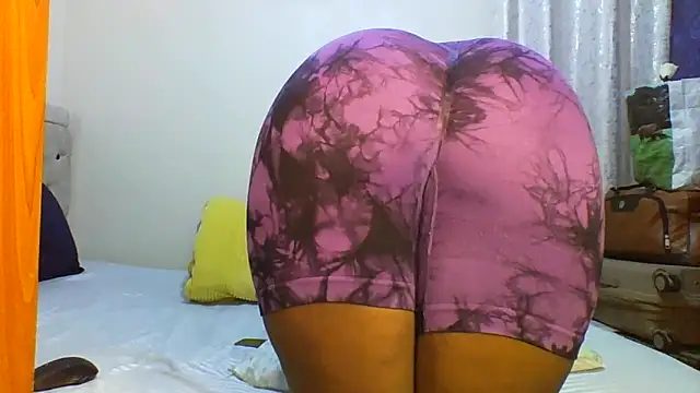 Petitiebooty online show from 27, 10, 2025