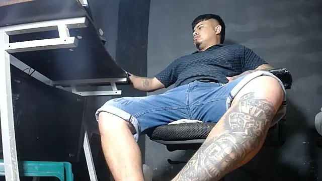 DickMasterfindom online show from 9, 10, 2025