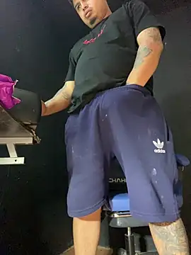 Snapshot of DickMasterfindom chatting on 7, 7, 2026 DickMasterfindom online show from 7, 7, 2026