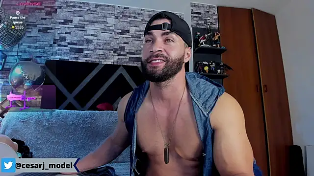 Snapshot of cesar_jonnes chatting on 8, 3, 2025 cesar jonnes online show from 8, 3, 2025