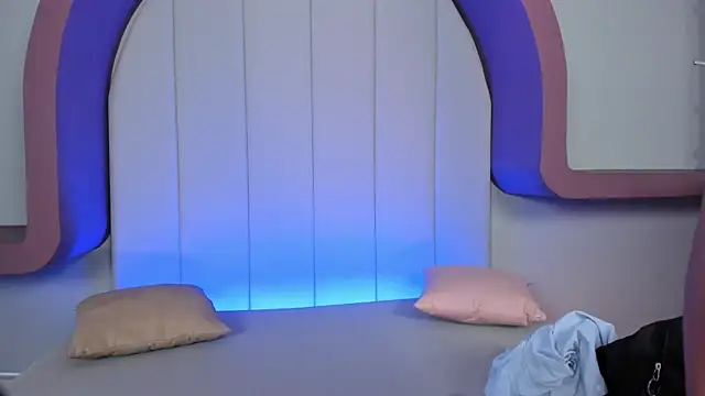 jessymorgan  online show from 12, 9, 2025