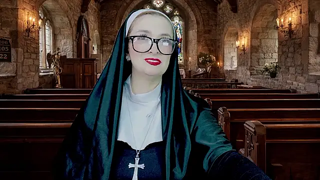 helenas fantasy online show from 7, 3, 2026