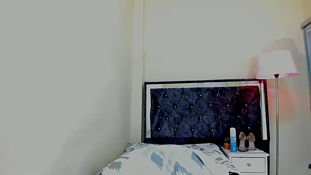 Gabriela Brown online show from 15, 10, 2025