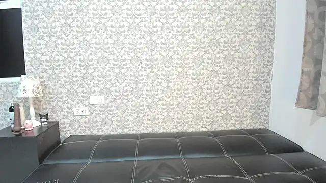 Snapshot of Dany-Sexy chatting on 10, 10, 2025 Dany-Sexy online show from 10, 10, 2025