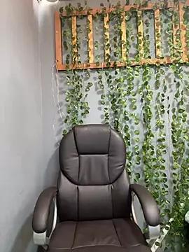 Alanna atm  online show from 12, 3, 2025