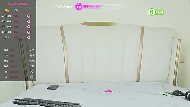 Snapshot of _YouY_ chatting on 29, 9, 2025 YouY online show from 29, 9, 2025