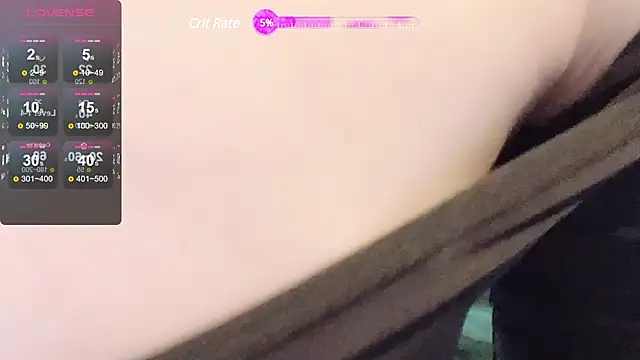 Snapshot of _YouY_ chatting on 14, 3, 2025 YouY online show from 14, 3, 2025