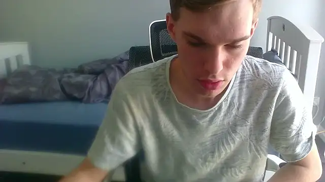 Snapshot of bluegaze6 chatting on 19, 11, 2025 bluegaze6 online show from 19, 11, 2025