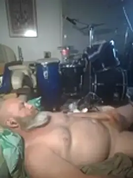 iambradz online show from 4, 11, 2025