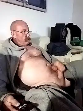 iambradz online show from 3, 3, 2025