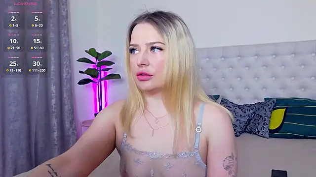 TamarraFox online show from 16, 6, 2026