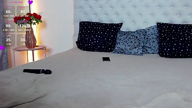 TamarraFox online show from 4, 3, 2026