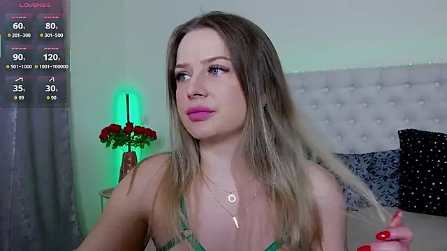 TamarraFox online show from 7, 11, 2025