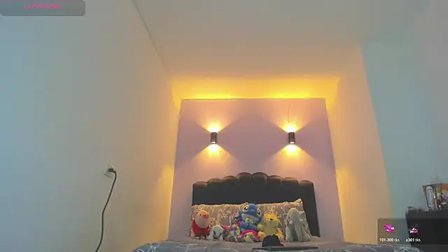 Sofia Clauss  online show from 20, 5, 2026