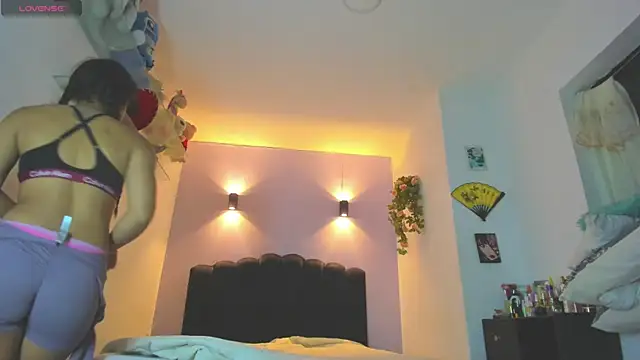 Snapshot of Sofia_Clauss_ chatting on 19, 6, 2026 Sofia Clauss online show from 19, 6, 2026
