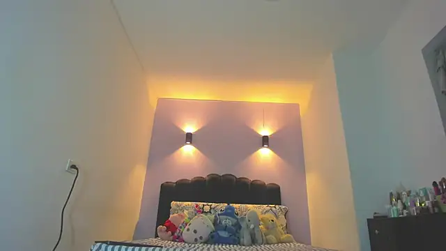 Sofia Clauss  online show from 8, 5, 2026