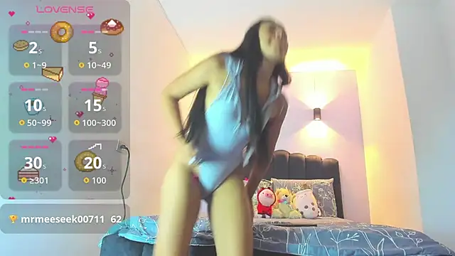 Snapshot of Sofia_Clauss_ chatting on 25, 10, 2025 Sofia Clauss online show from 25, 10, 2025