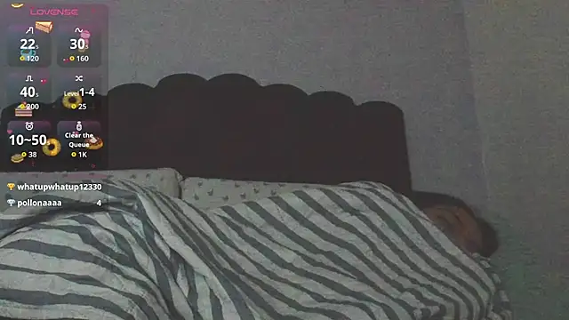 Snapshot of Sofia_Clauss_ chatting on 4, 11, 2025 Sofia Clauss online show from 4, 11, 2025