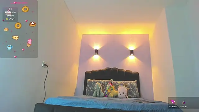 Snapshot of Sofia_Clauss_ chatting on 15, 10, 2025 Sofia Clauss online show from 15, 10, 2025