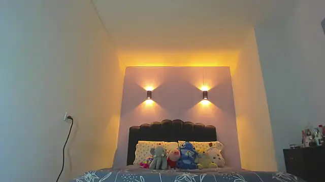 Sofia Clauss  online show from 24, 3, 2026