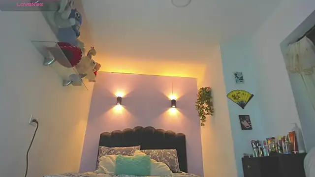 Snapshot of Sofia_Clauss_ chatting on 25, 6, 2026 Sofia Clauss online show from 25, 6, 2026