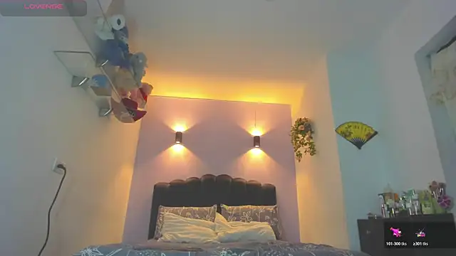 Sofia Clauss  online show from 23, 5, 2026