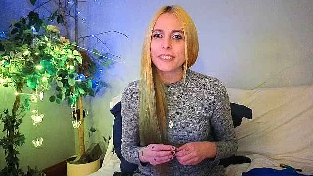 CanadianBeaver6969 online show from 11, 10, 2025