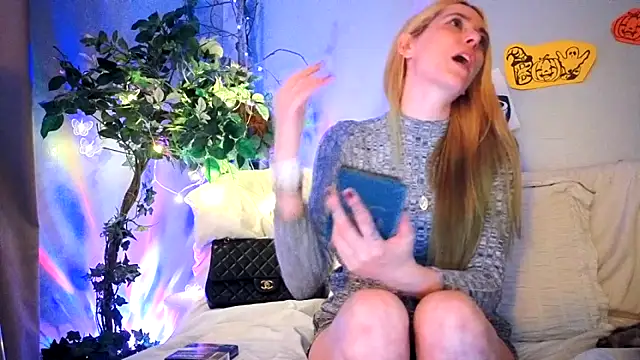 CanadianBeaver6969 online show from 17, 10, 2025