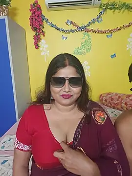 Snapshot of OrgsmMust chatting on 1, 6, 2026 OrgsmMust online show from 1, 6, 2026
